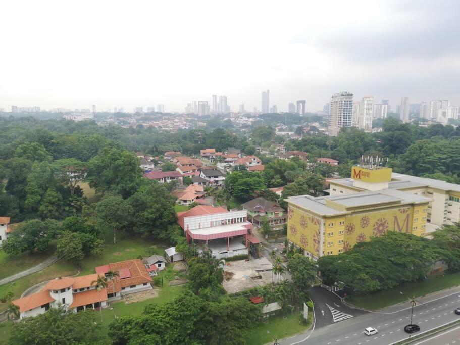 Country Garden Bay Point Homestay By Easyhomestay Johor Bahru Exterior photo